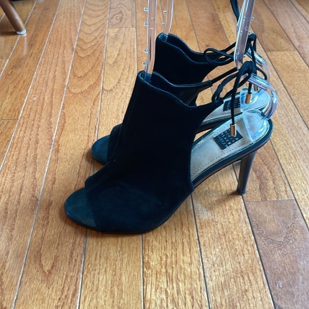 🗑️ WHBM black Isla suede open toe heels with tie back - Picture 5 of 6